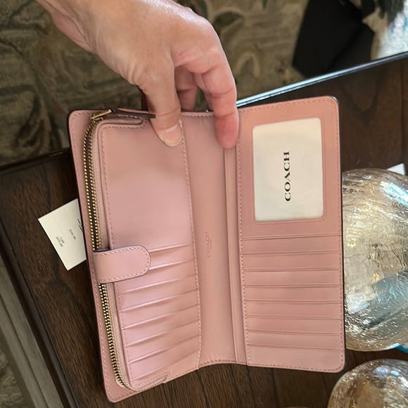 Coach Pink Women's Wallet - Picture 3 of 4